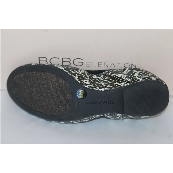 New BCBGgeneration black snake elasticized ballet - Picture 8 of 8